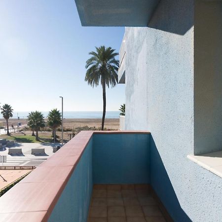 Apartamento En 1Era Linea Mar Con Terraza De 25M2 Castelldefels Dış mekan fotoğraf